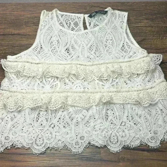 Zara Cream Crochet Knit Women's Top Shirt Sz Small - Picture 1 of 3